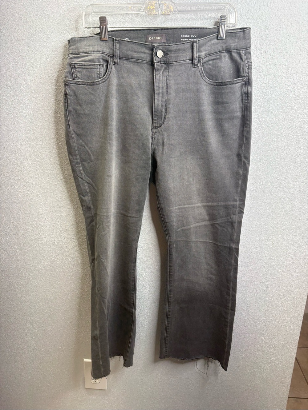 DL1961 Bridget Boot High Rise Instasculpt Crop Grey Jeans Size 32